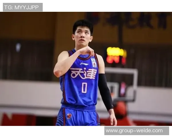 吾米提江单场5抢断助中国队零失球创造历史展现后防中坚实力