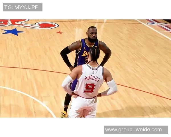 火药味十足詹姆斯与狄龙激烈对抗全场回顾三次技术犯规引发热议