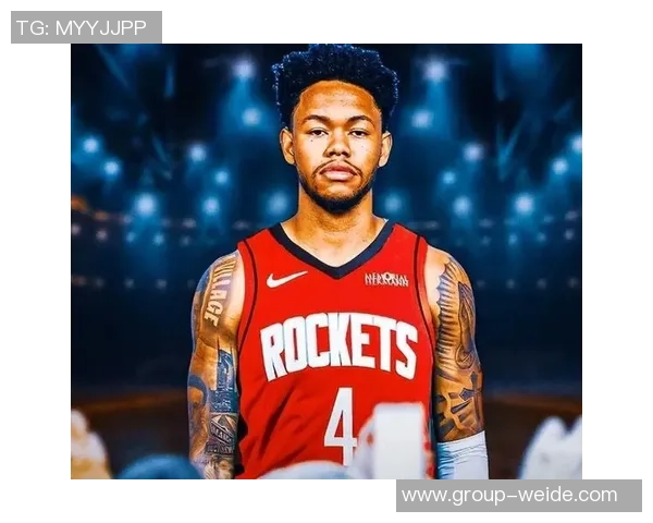 安芬尼西蒙斯：全力以赴展现团队风格篮球的决心与准备